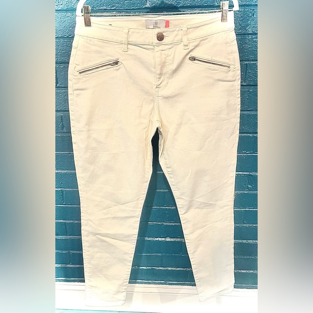 White Jeans with Zipper Pockets (Skinny)